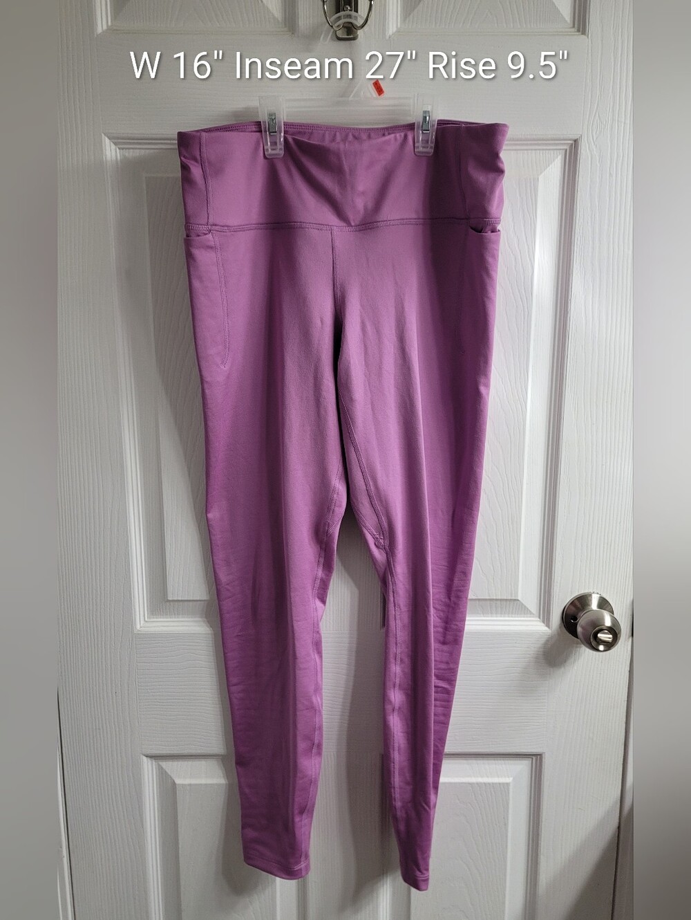 #888 FREE W PURCHASE Under Armour Pink Legging with Pockets sz L